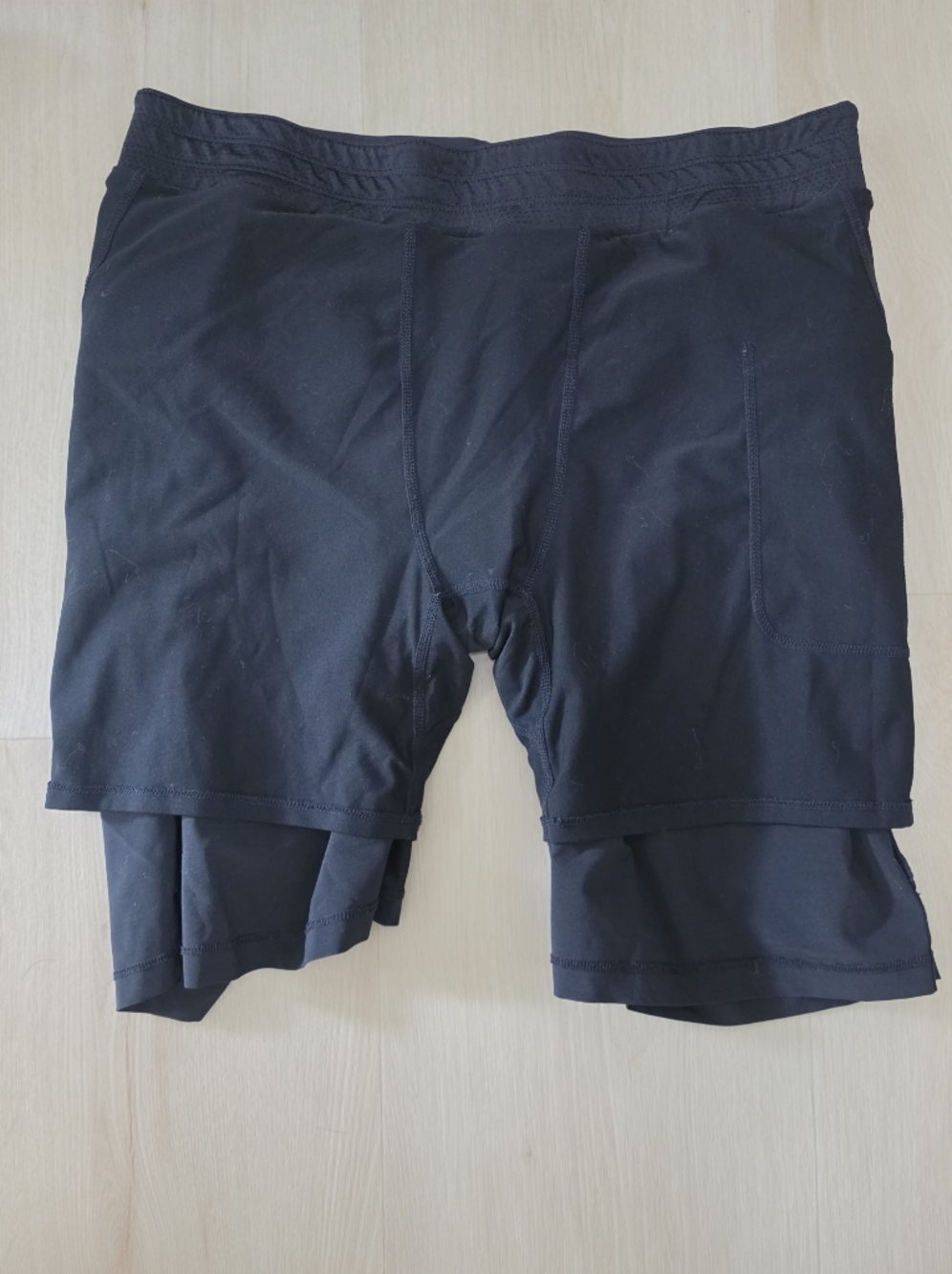Mens Fabletics Athletic Shorts - Picture 4 of 6